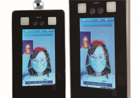 辦公大樓使用人臉測溫一體機，有序出入減少時間